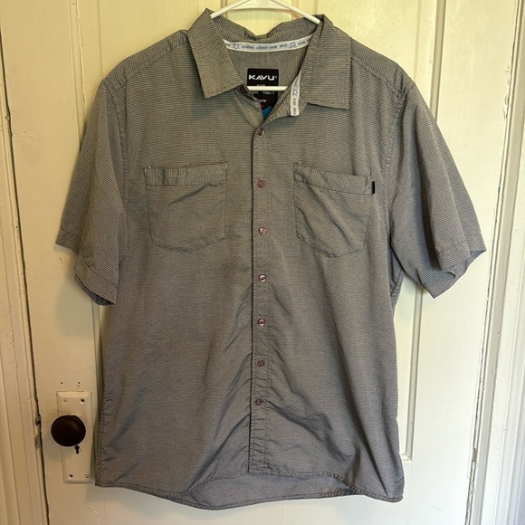Men’s Kavu Short Sleeve Button-up Shirt - Picture 1 of 8